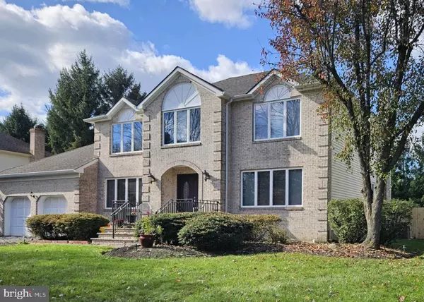 Lawrence Township, NJ 08648,5 GLENBROOK CT