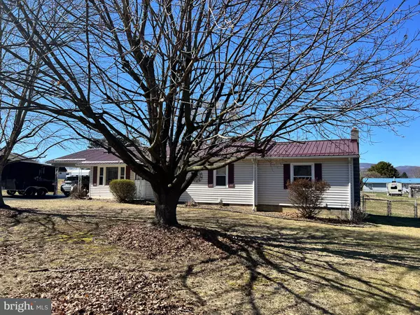 Moorefield, WV 26836,109 CALEDONIA DR