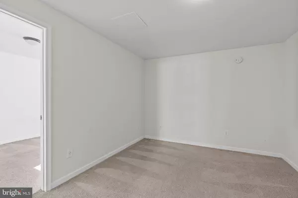 Harrisburg, PA 17110,2513 OAKWOOD LN