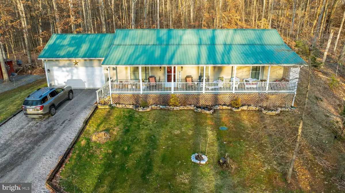 Gerrardstown, WV 25420,842 BUCK HILL RD