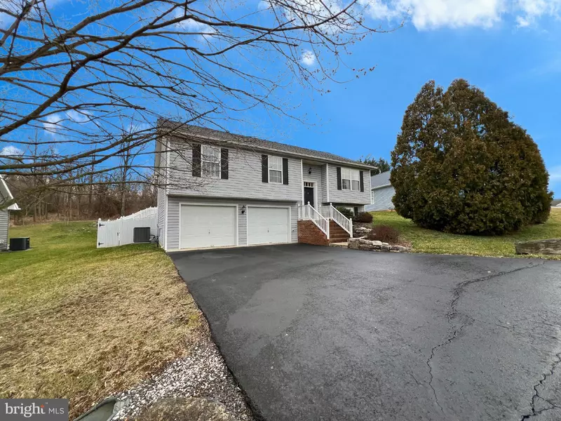 607 ARTISAN WAY, Martinsburg, WV 25401