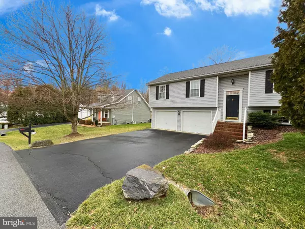 Martinsburg, WV 25401,607 ARTISAN WAY