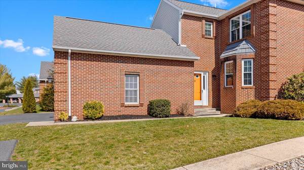 4180 NANTUCKET DR, Mechanicsburg, PA 17050