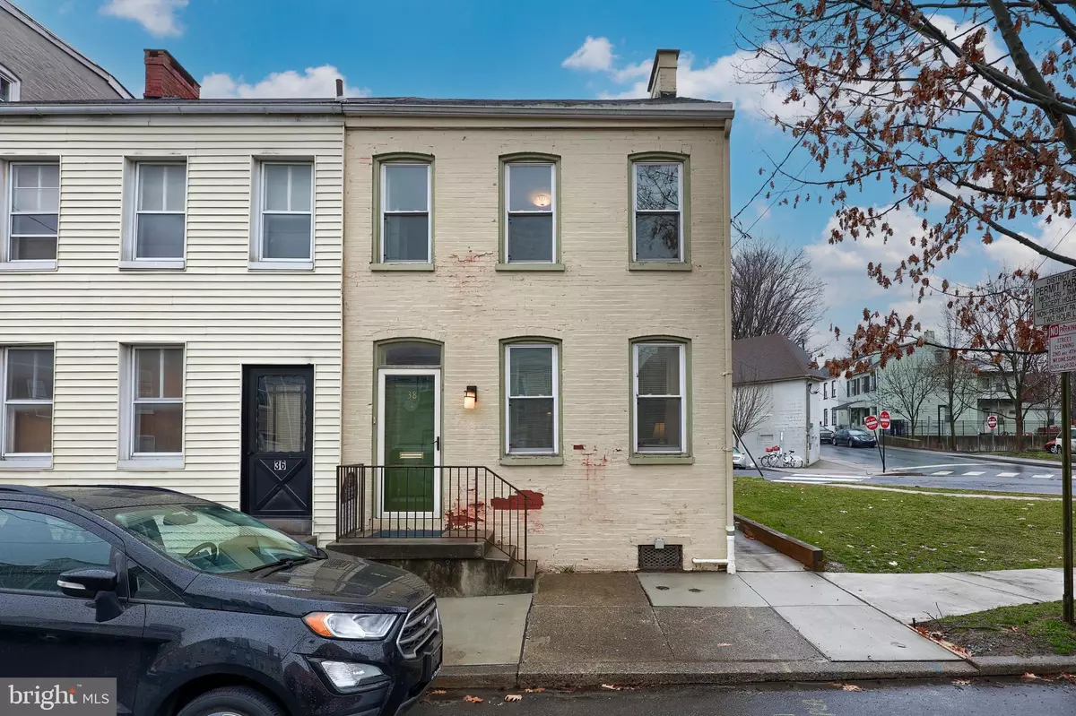 Lancaster, PA 17603,38 CAROLINE ST