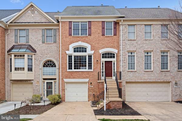 6402 GLADYS MAY LN, Alexandria, VA 22310