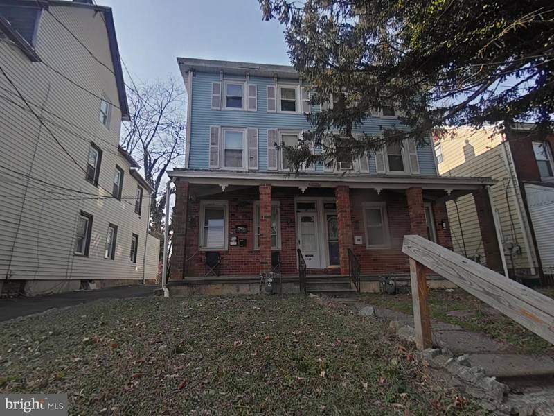 1036 PINE ST, Darby, PA 19023