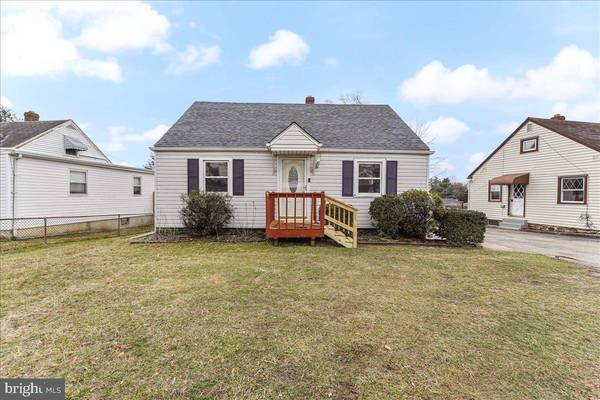 2015 DUTTON MILL RD, Aston, PA 19014