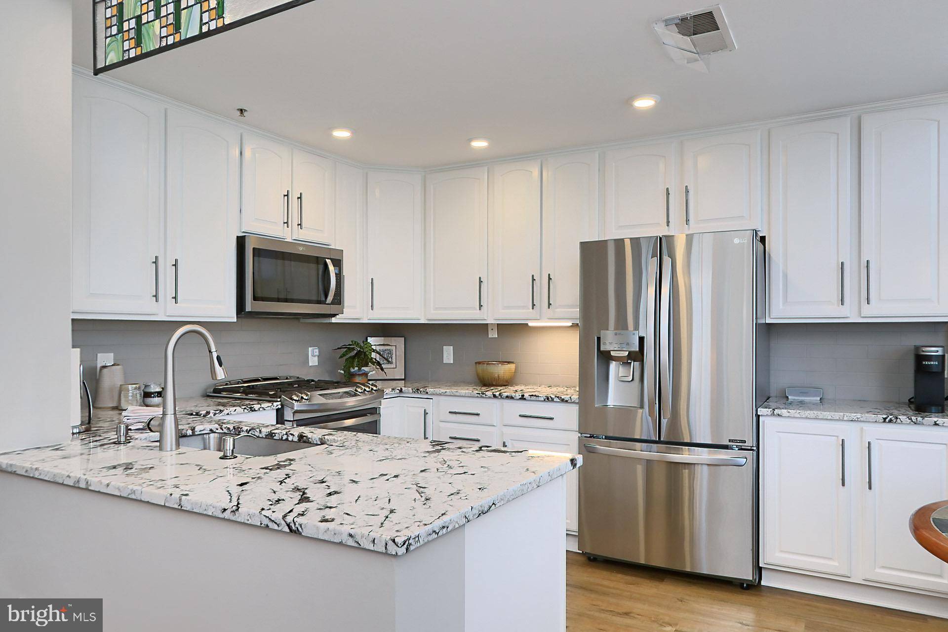 Falls Church, VA 22046,502 W BROAD ST #501