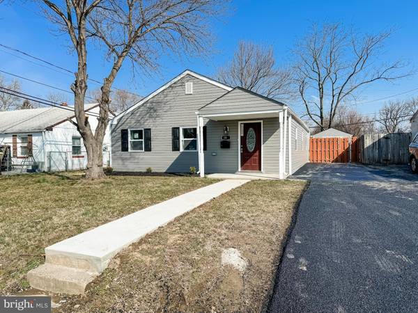 111 BLUE HEN RD, New Castle, DE 19720