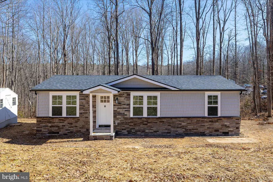 6101 MITZI DR, Woodford, VA 22580