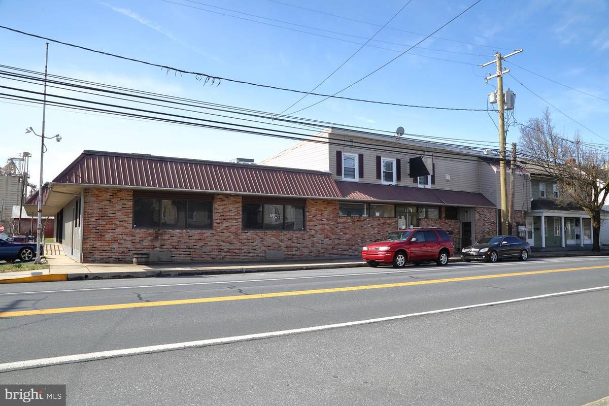 Mount Joy, PA 17552,726-730 W MAIN ST