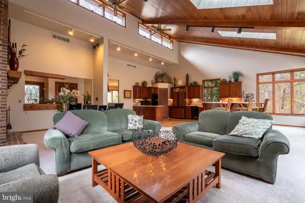 Pennsburg, PA 18073,4155 E CAMPBELL RD