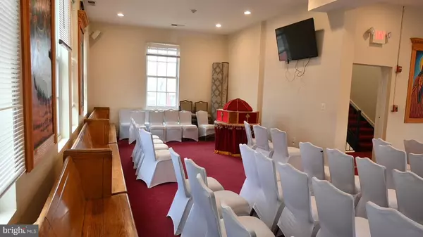 Washington, DC 20018,2715 22ND ST NE