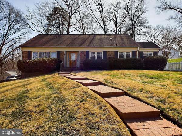 3623 CAMELOT DR, Annandale, VA 22003