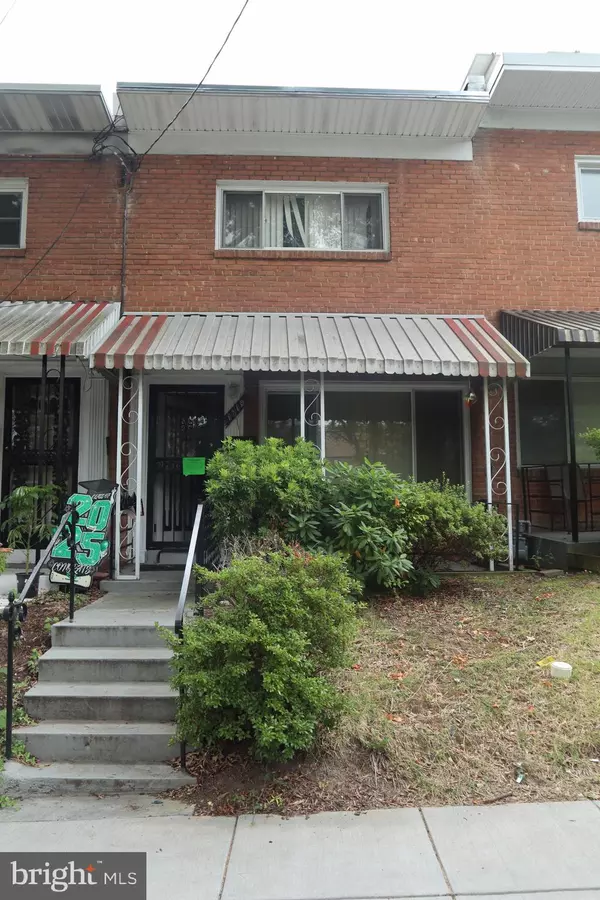 Washington, DC 20017,1719 TAYLOR ST NE