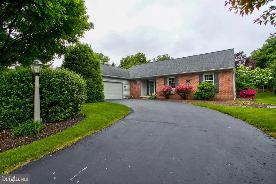 315 TALBOT CIR, Lancaster, PA 17603