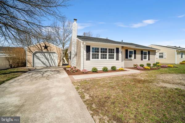 3 SARATOGA LAKE DR, Tuckerton, NJ 08087