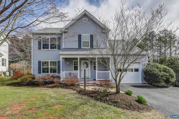 1069 WINTERGREEN LN, Charlottesville, VA 22903