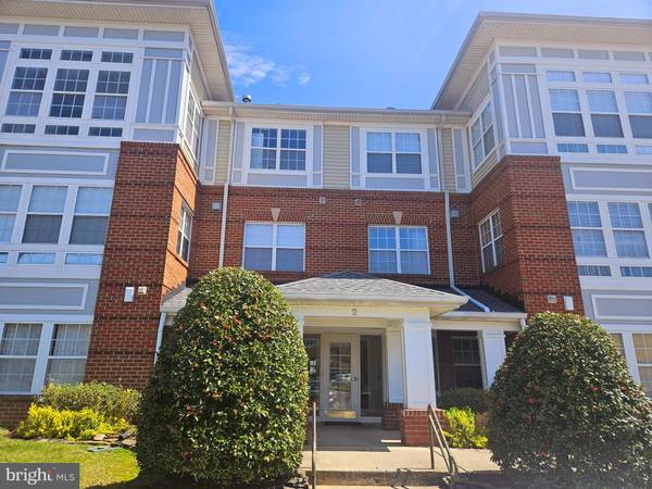 2 CAMERON GROVE BLVD #310, Upper Marlboro, MD 20774