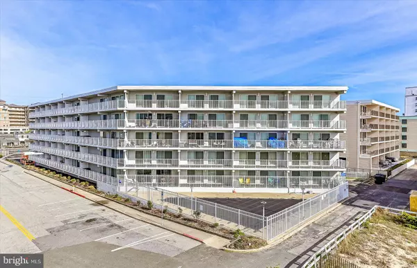 2 80TH ST #202, Ocean City, MD 21842