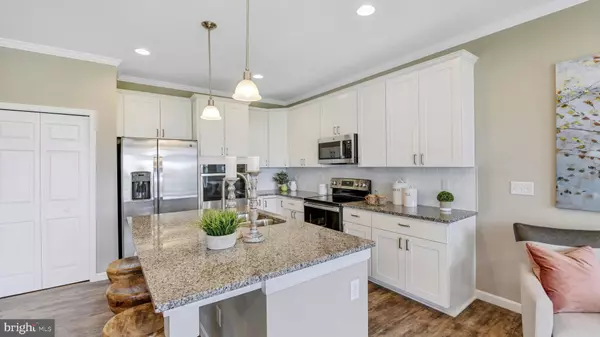 Inwood, WV 25428,79 SPATTERDOCK