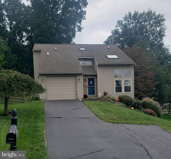 1225 DELAWARE LN, Downingtown, PA 19335