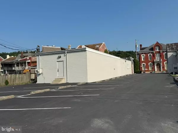 Lewistown, PA 17044,54 CHESTNUT STREET