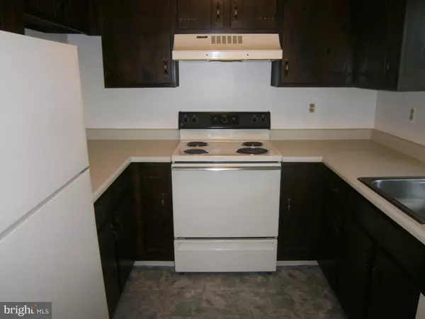 York, PA 17408,1718 BARON DR