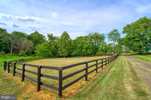 Delaplane, VA 20144,3959 COBBLER MOUNTAIN RD