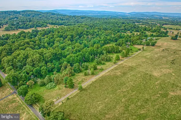 Delaplane, VA 20144,3959 COBBLER MOUNTAIN RD