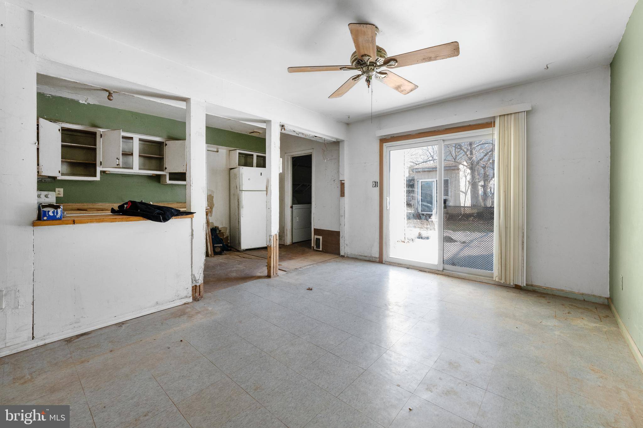East Greenville, PA 18041,521 COLONIAL DR