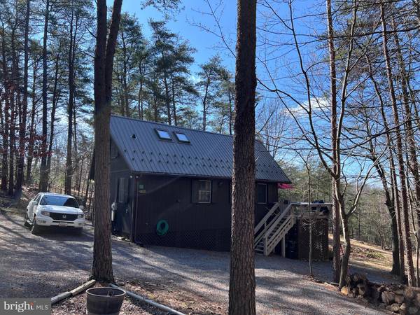 75 RUFFED GROUSE LN, Berkeley Springs, WV 25411