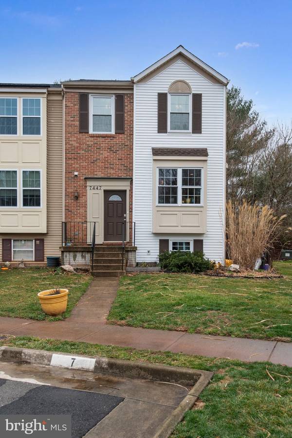 7447 COURTLAND CIR, Manassas, VA 20111