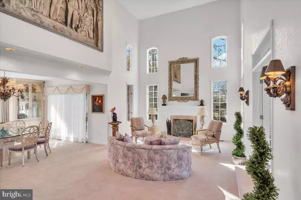 25 STOCKTON DR Voorhees, NJ 08043