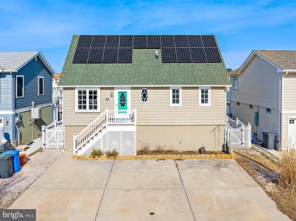 12 GEORGE DR, Manahawkin, NJ 08050