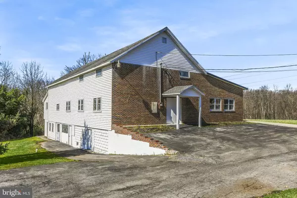 Bernville, PA 19506,140 SHARTLESVILLE RD