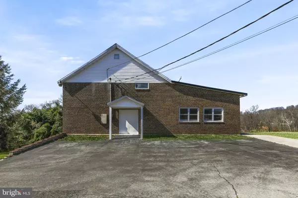 Bernville, PA 19506,140 SHARTLESVILLE RD