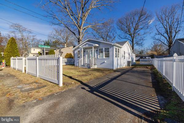 95 E CLEARVIEW AVE, Pine Hill, NJ 08021