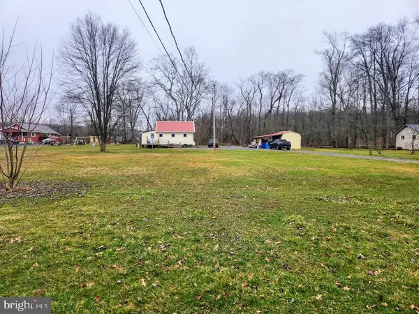 Alum Bank, PA 15521,396 WAYNE BLVD