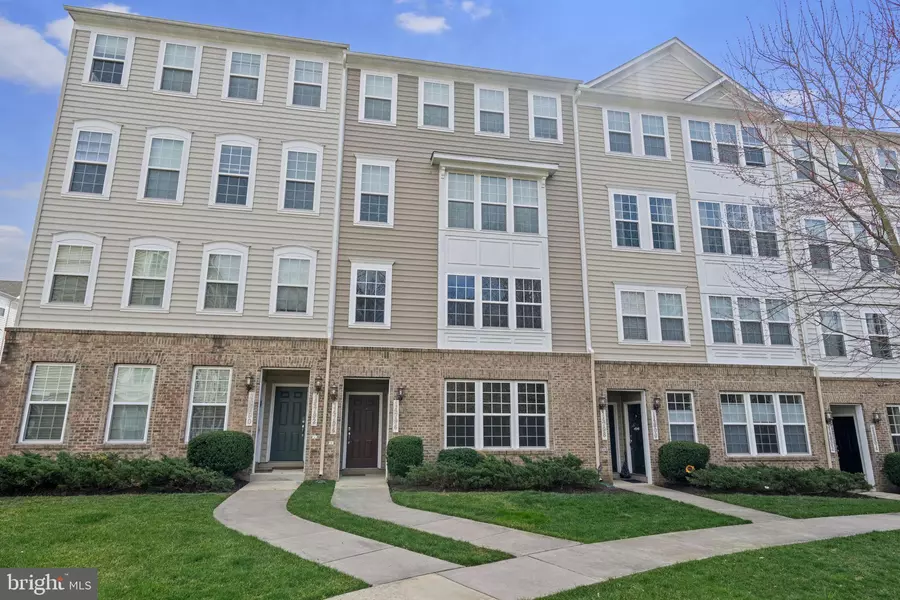 14796 MASON CREEK CIR, Woodbridge, VA 22191