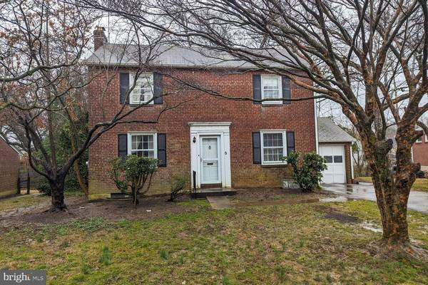 8 WINDING LN, Claymont, DE 19703