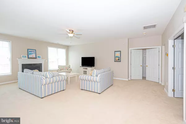 Ocean View, DE 19970,37490 SEASIDE DR