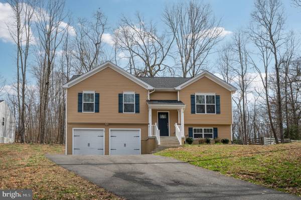 15 TARA LN, Stafford, VA 22554