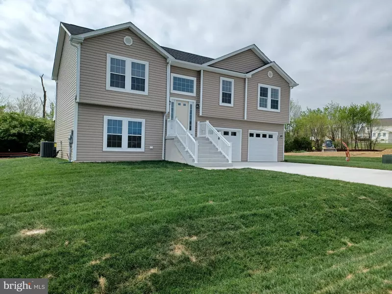 300 JENSEN WAY, Martinsburg, WV 25401