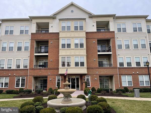 2520 KENSINGTON GDNS #205, Ellicott City, MD 21043