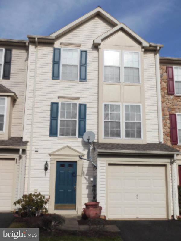 4589 JASMINE DR, Center Valley, PA 18034