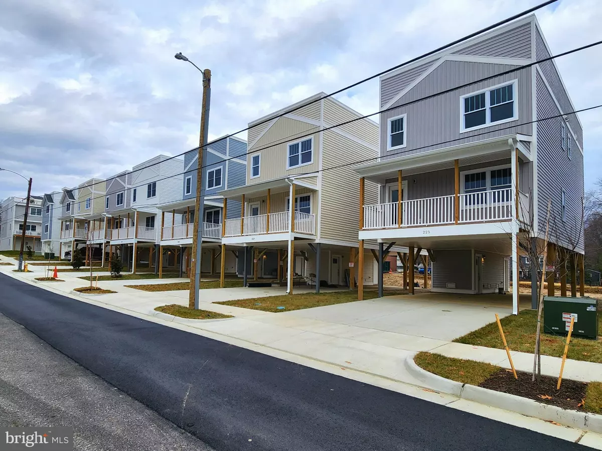 Colonial Beach, VA 22443,221 (UNIT 21) WILDER AVE. AVE