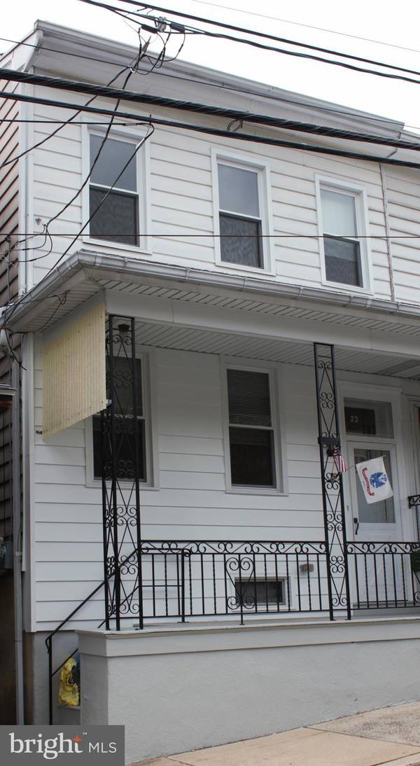 23 E UNION ST, Schuylkill Haven, PA 17972