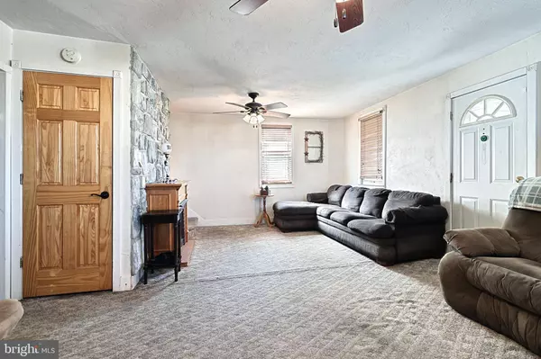 125 MAPLE ST Wrightsville, PA 17368