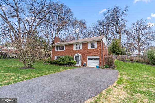 7102 ENTERPRISE AVE, Mclean, VA 22101